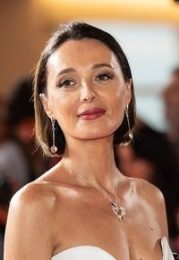 ია სუხიტაშვილი