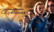Ölümcül Oyuncaklar: Kemikler Şehri izle (2013)